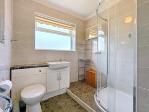 Photo 17- click for photo gallery